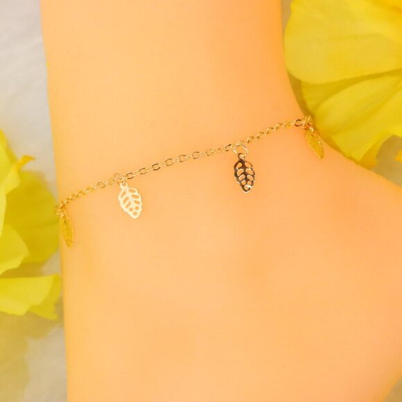 "Minimalist Anklet, Sleek & Modern Design, Women’s Fashion, YC110263-A - Picture 6 of 10